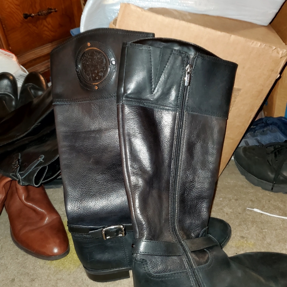 Leather boots